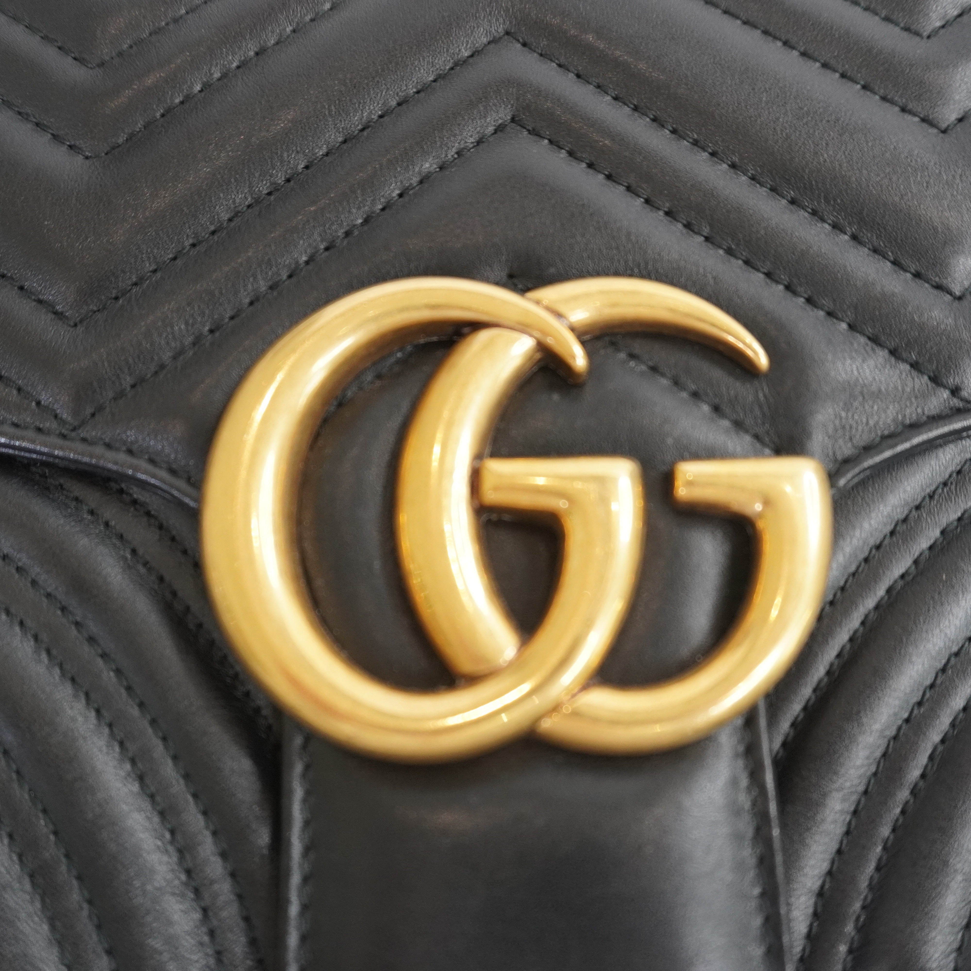 Gucci GG Marmont Matelassé Shoulder Bag, Black Leather, Medium, Antique Gold Hardware