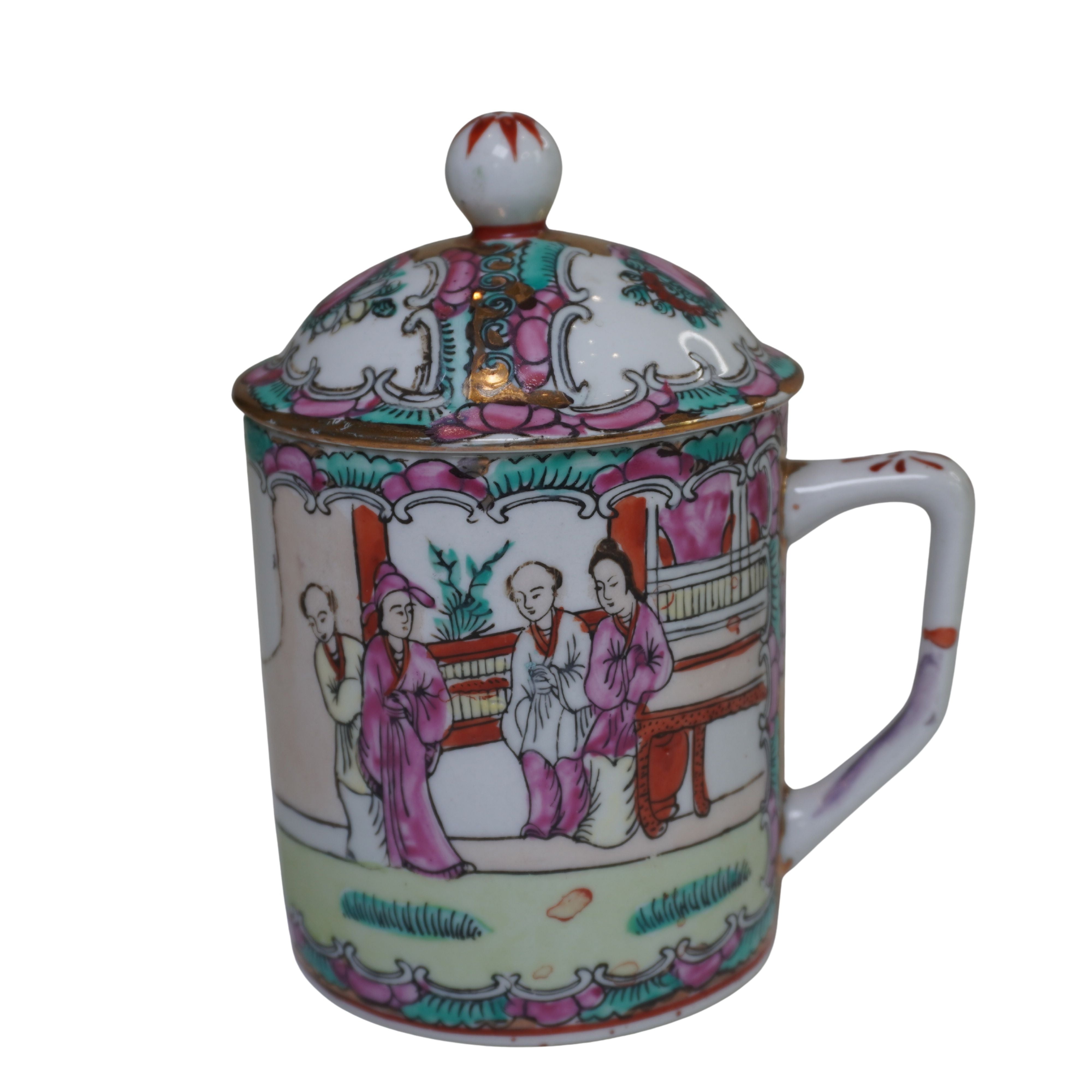 Chinese Rose Mandarin Famille Rose Lidded Tea Mug, Hand-Painted Figural Scene, Gold Accents